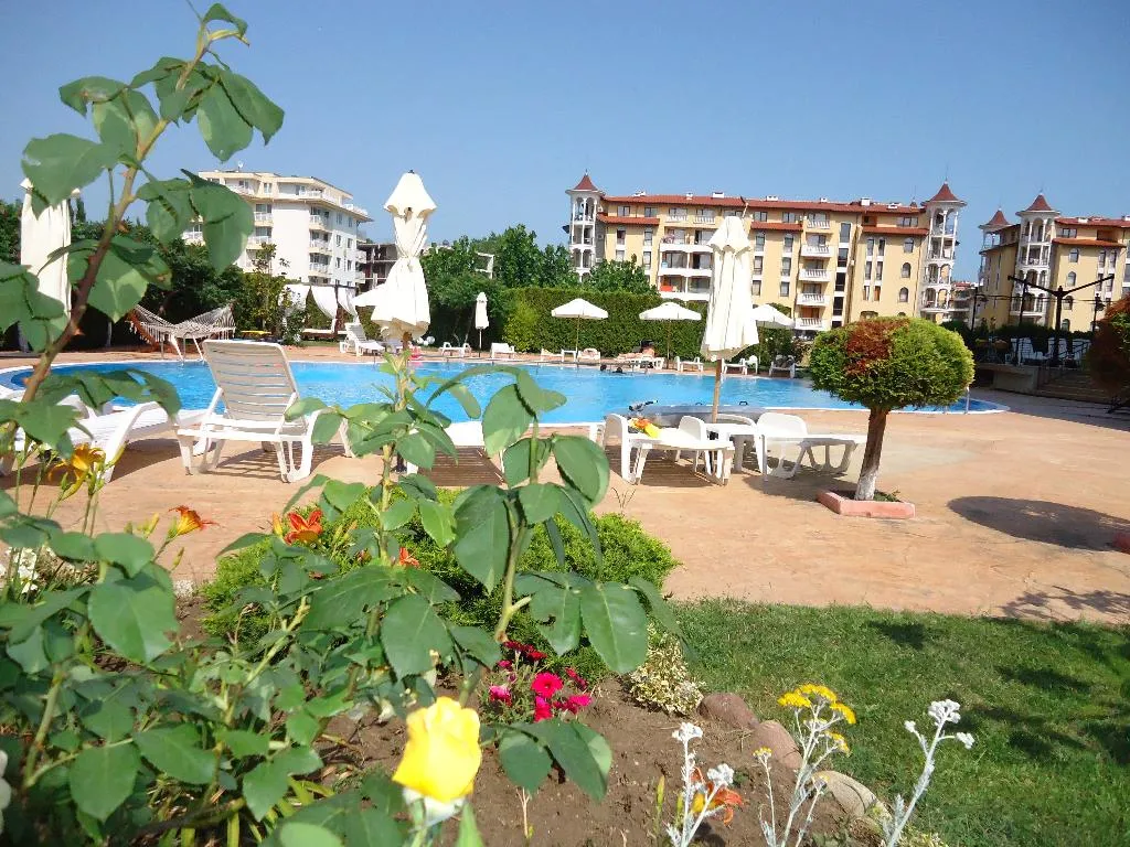 Pool, Afrodita 1 Freya Apartments, Bourgas