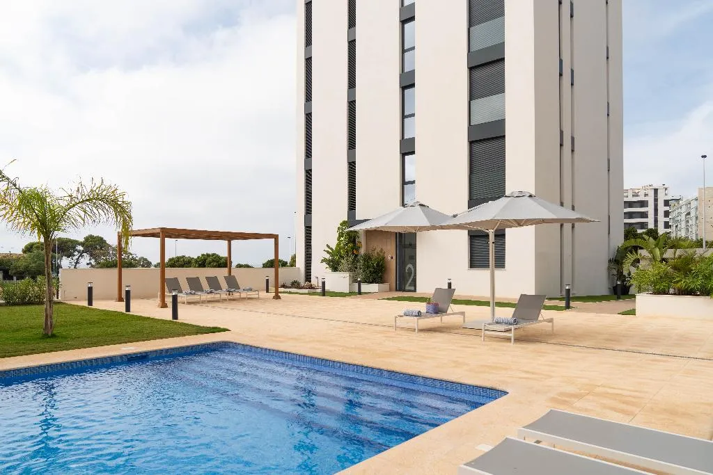 Pool, Horizonte Line, Costa Blanca