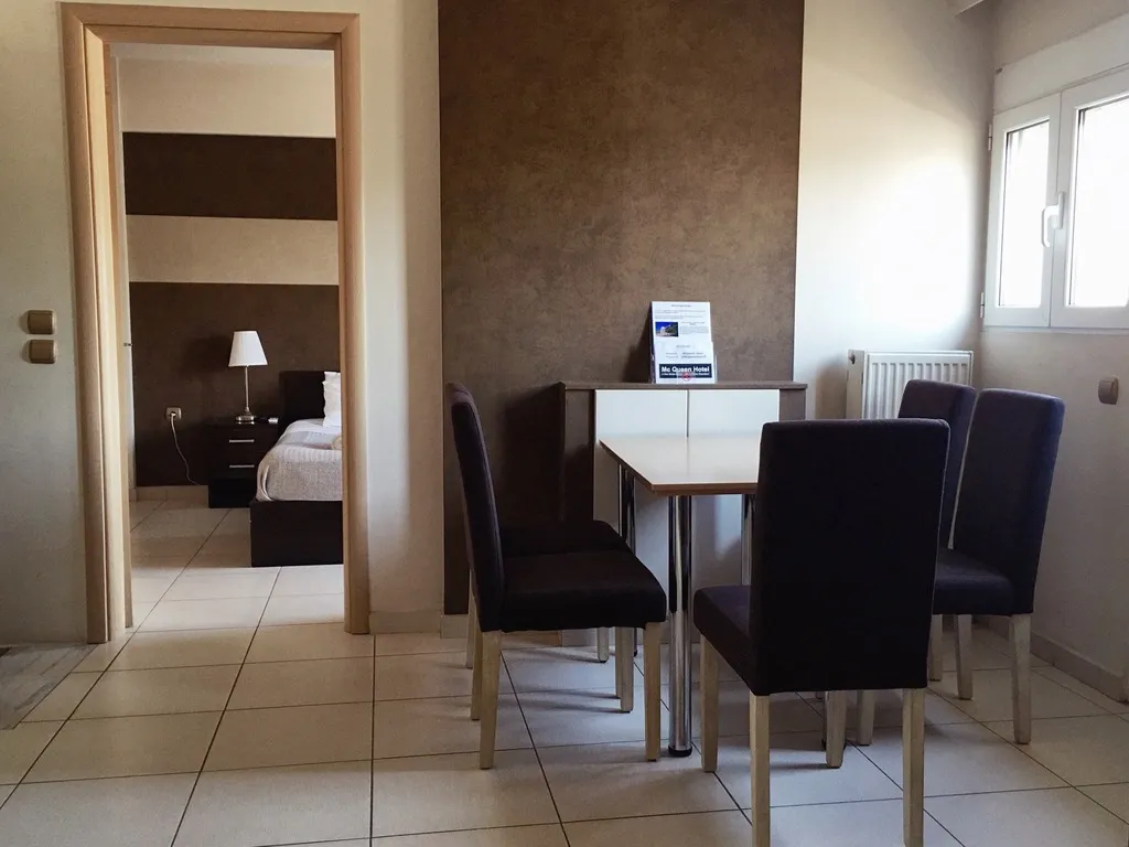 APARTMENT TWO BEDROOMS Room, Mc Queen, Athens