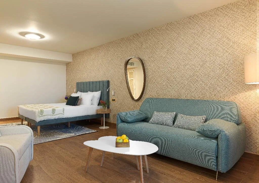 DOUBLE DELUXE POOL VIEW Room, Seafos Luxury Resort & Spa, Kalamata