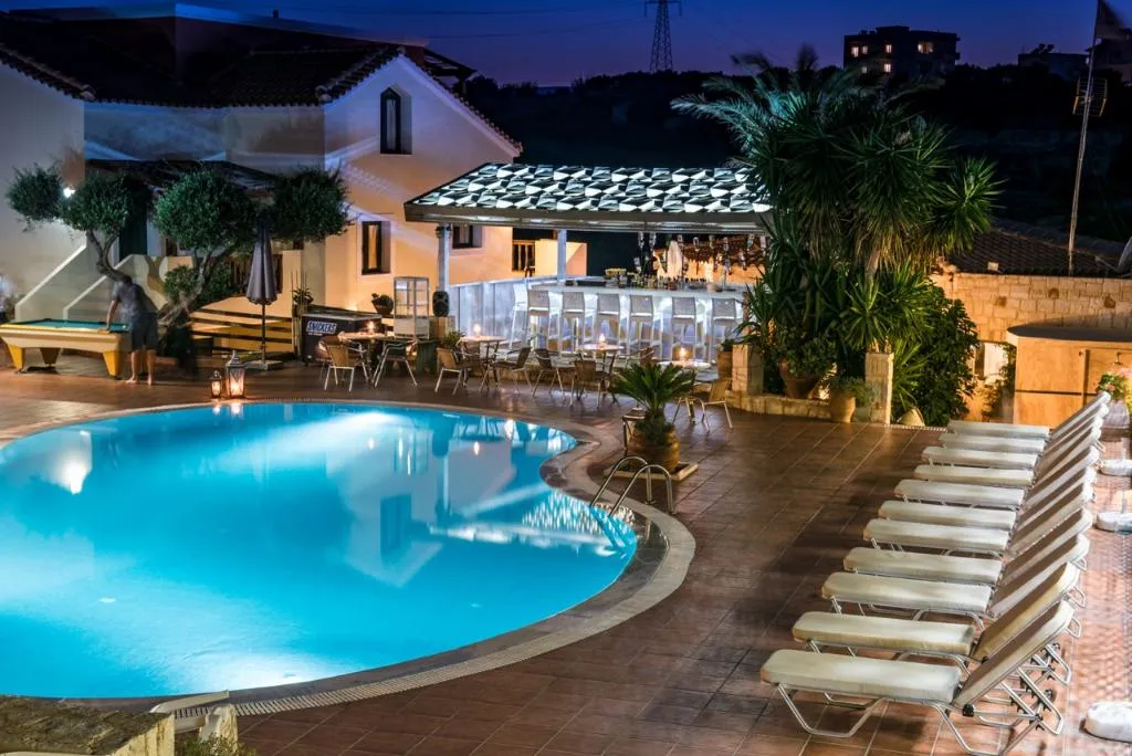Pool, Diamond Village, Crete