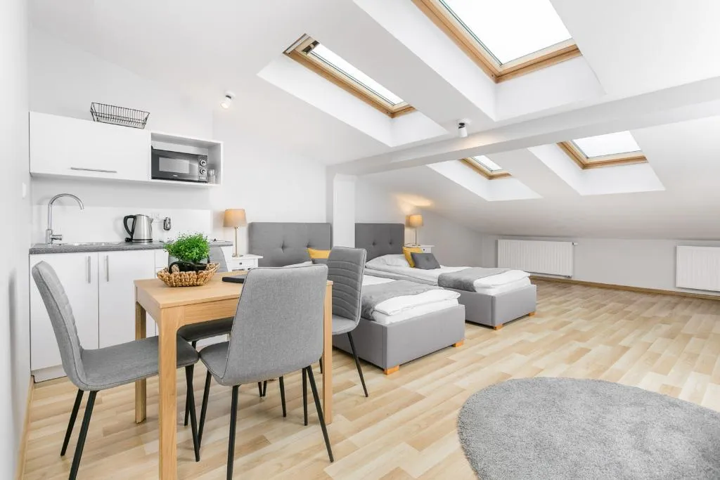 TWIN ECONOMY Room, Barbican House Apartments, Krakow