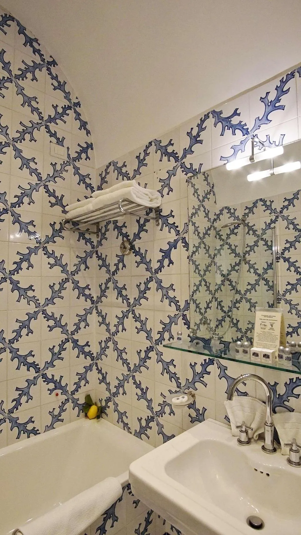 Room, Grand Hotel Aminta, Naples