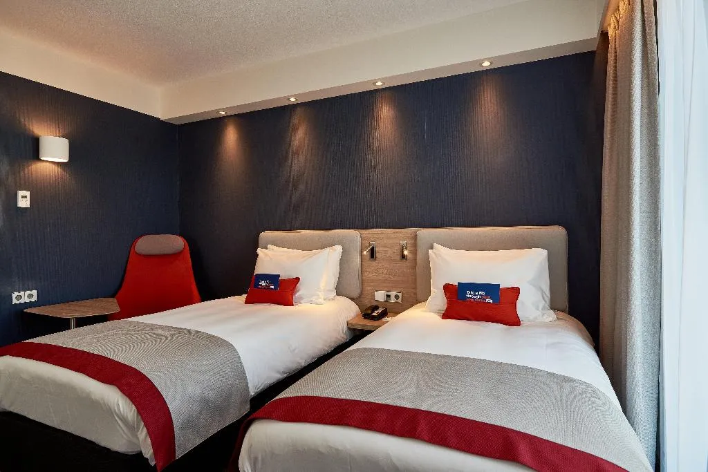TWIN STANDARD Room, Holiday Inn Express Amsterdam - City Hall, Amsterdam