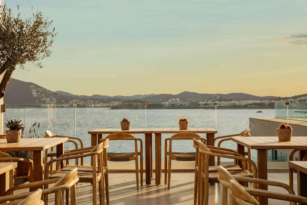 Restaurant, ME Ibiza, Ibiza