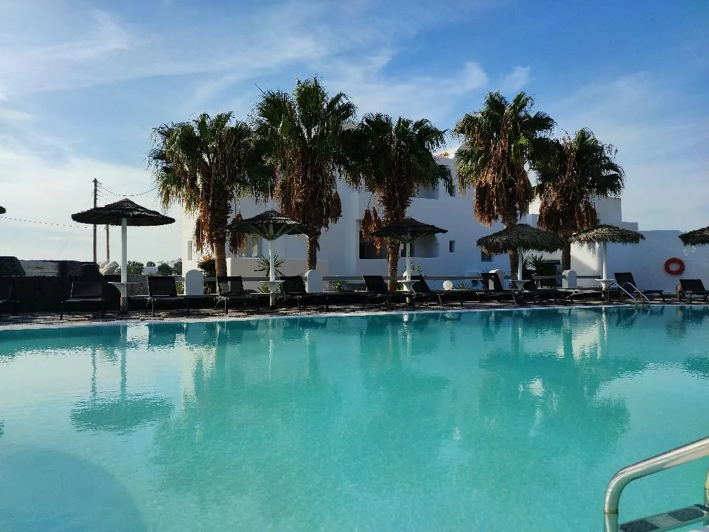 Pool, Sandy's Paradise Infinity, Santorini