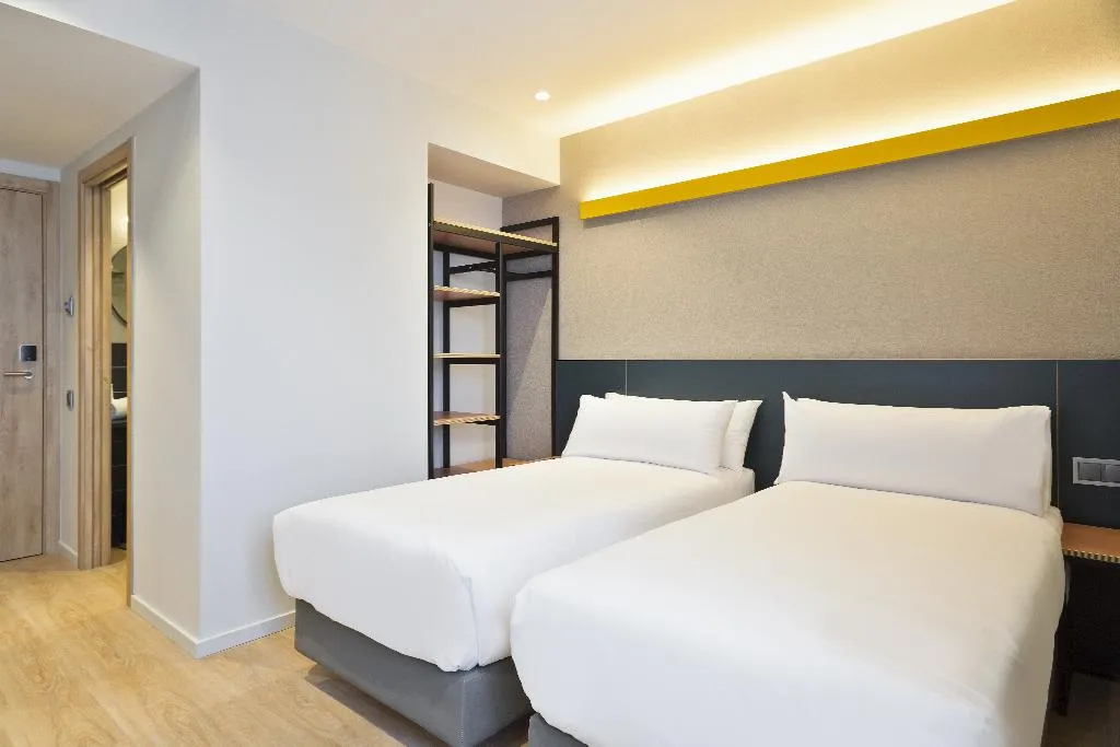 DOUBLE STANDARD Room, Brick Barcelona, Barcelona