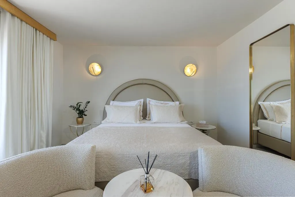 SUITE SEA VIEW HONEYMOON Room, La Madeleine Oia, Santorini