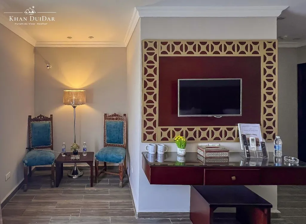 QUADRUPLE ONE BEDROOM ONE BATHROOM Room, Khan Duidar Inn - Pyramids View Rooftop, Cairo