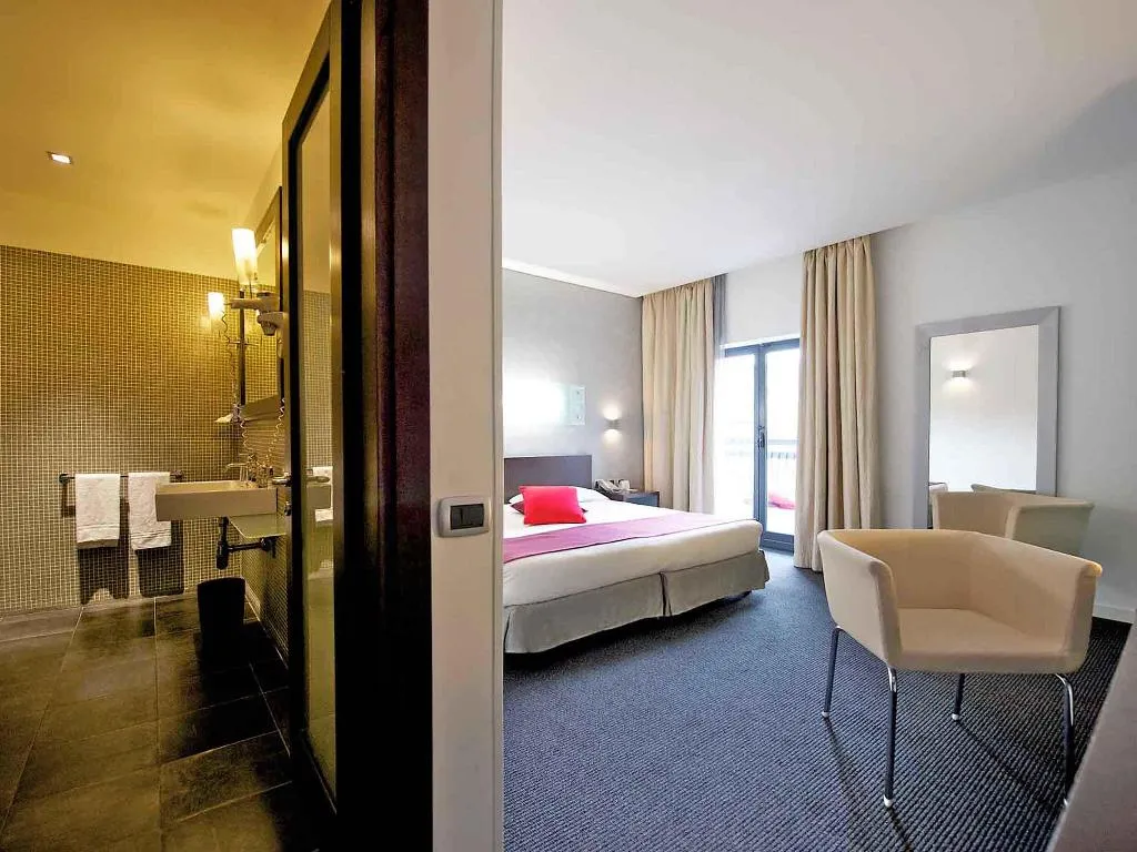 Room, Mercure Palermo Centro, Palermo