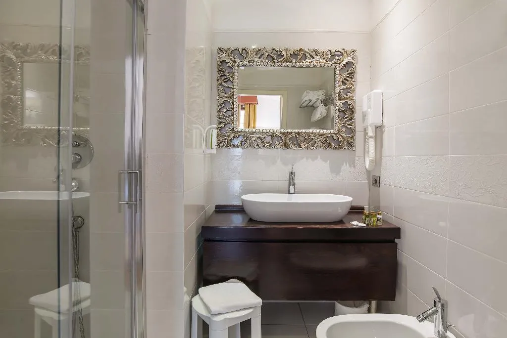Double or Twin STANDARD Room, Atlantic Palace, Florence