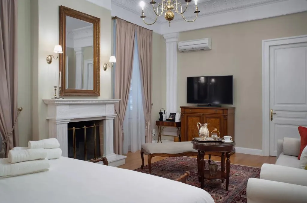SUITE SUPERIOR Room, Noble Suites, Athens