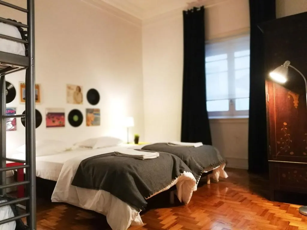 Room, Castilho 63, Lisbon