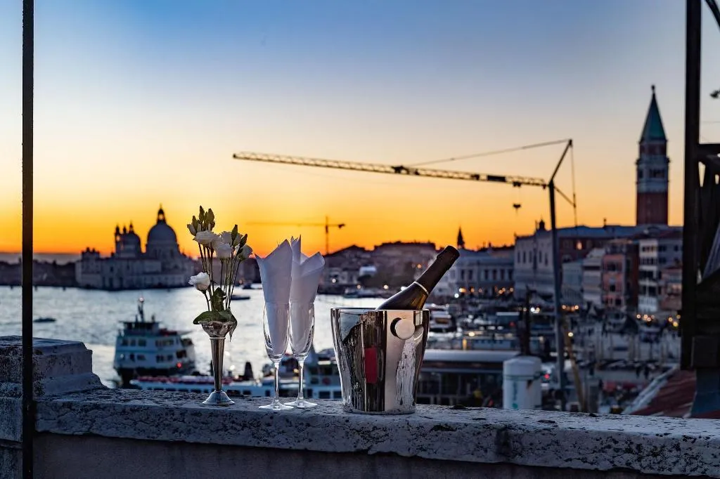 General view, A Tribute To Music, Venice