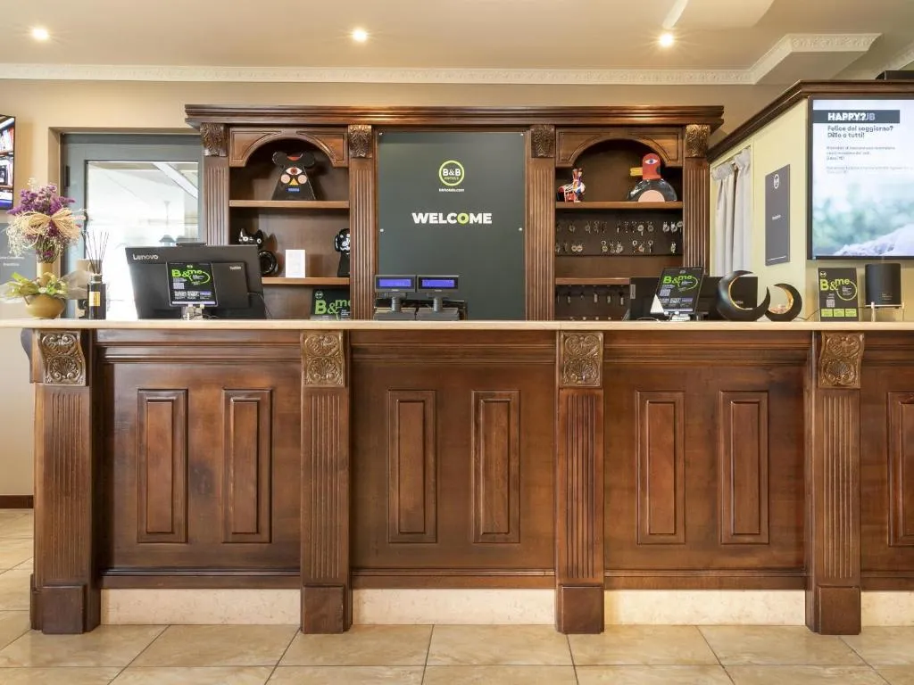 Lobby, B&B Hotel Pomezia Cortese, Rome
