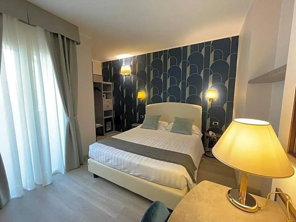 General view, Hotel Florence, Milan