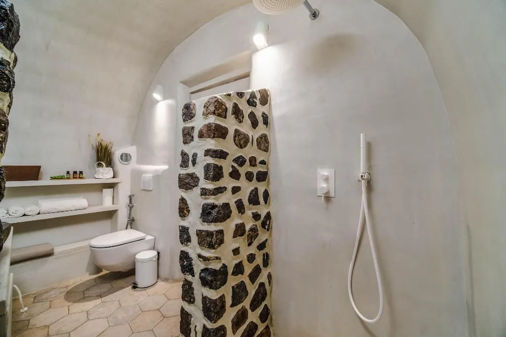 Room, Solstice Luxury Suites, Santorini