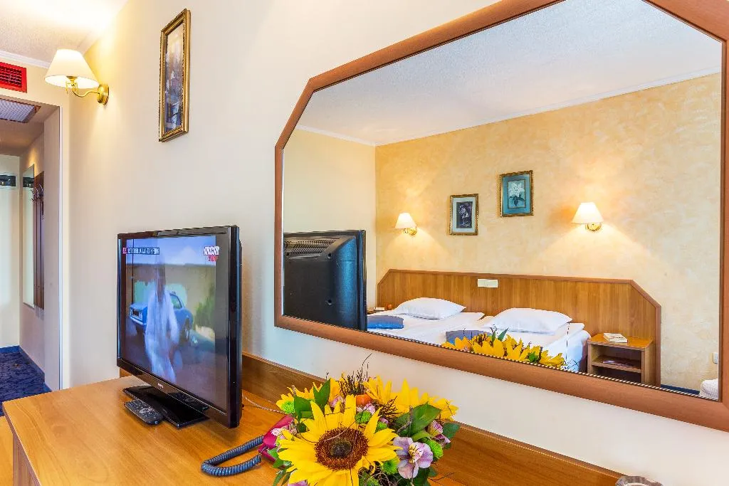 DOUBLE SINGLE USE PARK VIEW Room, Saint George hotel & Spa, Bourgas