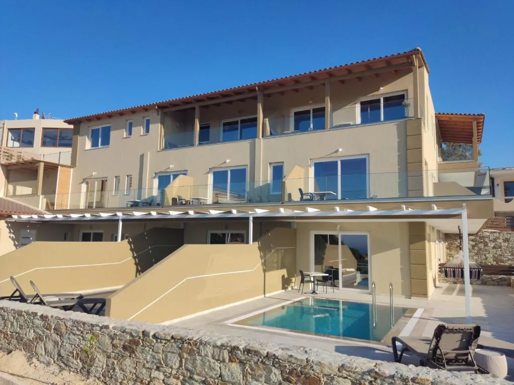 SUITE SUPERIOR WITH TERRACE Room, Spiros-Soula Family Hotel & Thematic Suites, Crete