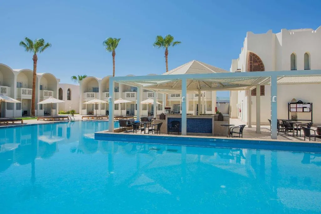 Pool, Reef Oasis Beach Resort, Red Sea Riviera