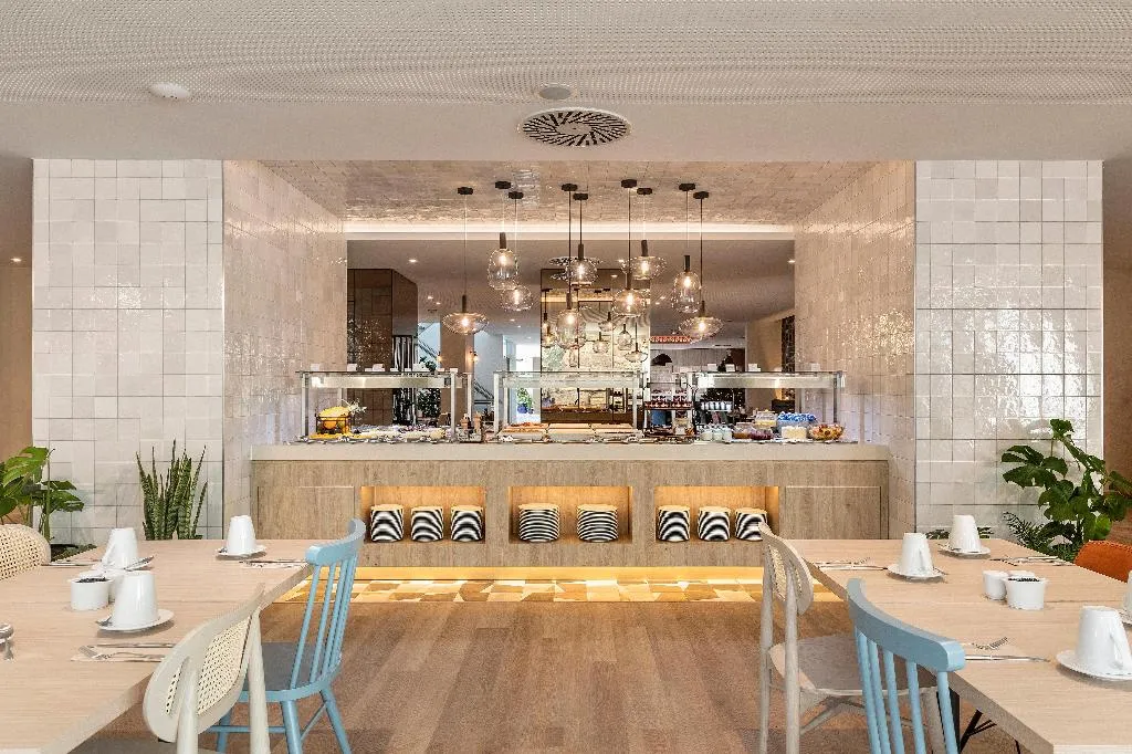Restaurant, Crowne Plaza Caparica Lisbon, Lisbon