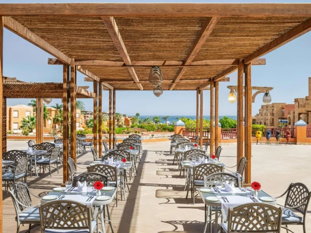 Restaurant, Mövenpick El Sokhna, Cairo