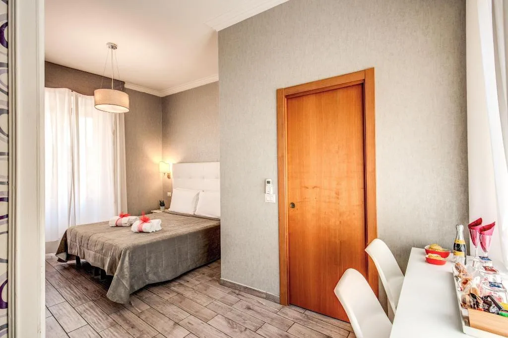 Room, Marta Inn, Rome
