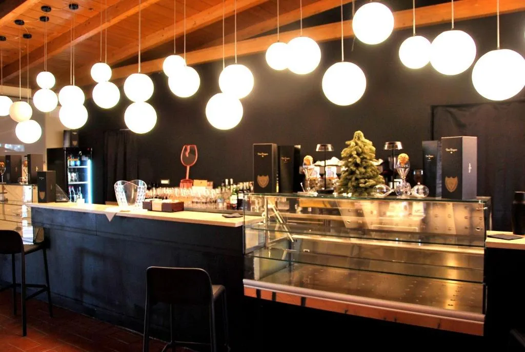 Bar, Tiber Suite, Rome