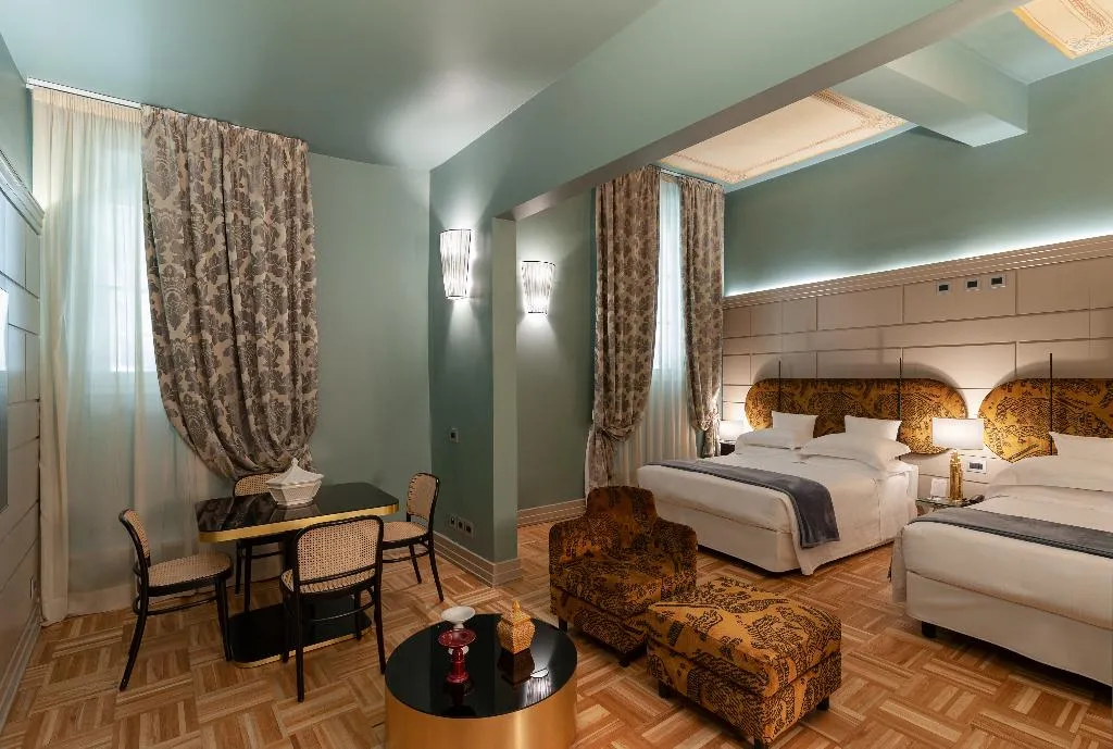 SUITE LUXURY Room, Hotel Number Nine, Florence