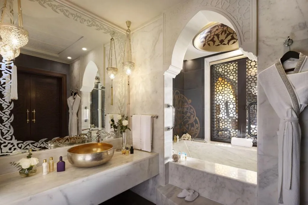 Room, Jumeirah Zabeel Saray Dubai, Dubai