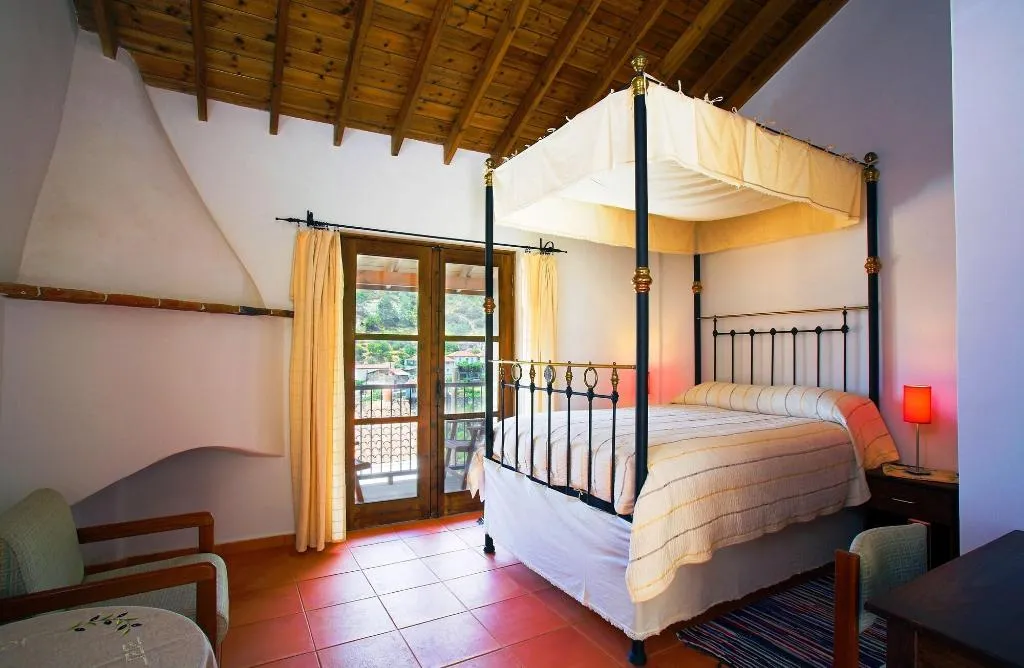 Room, Ambelikos Traditional Agrohotel, Cyprus