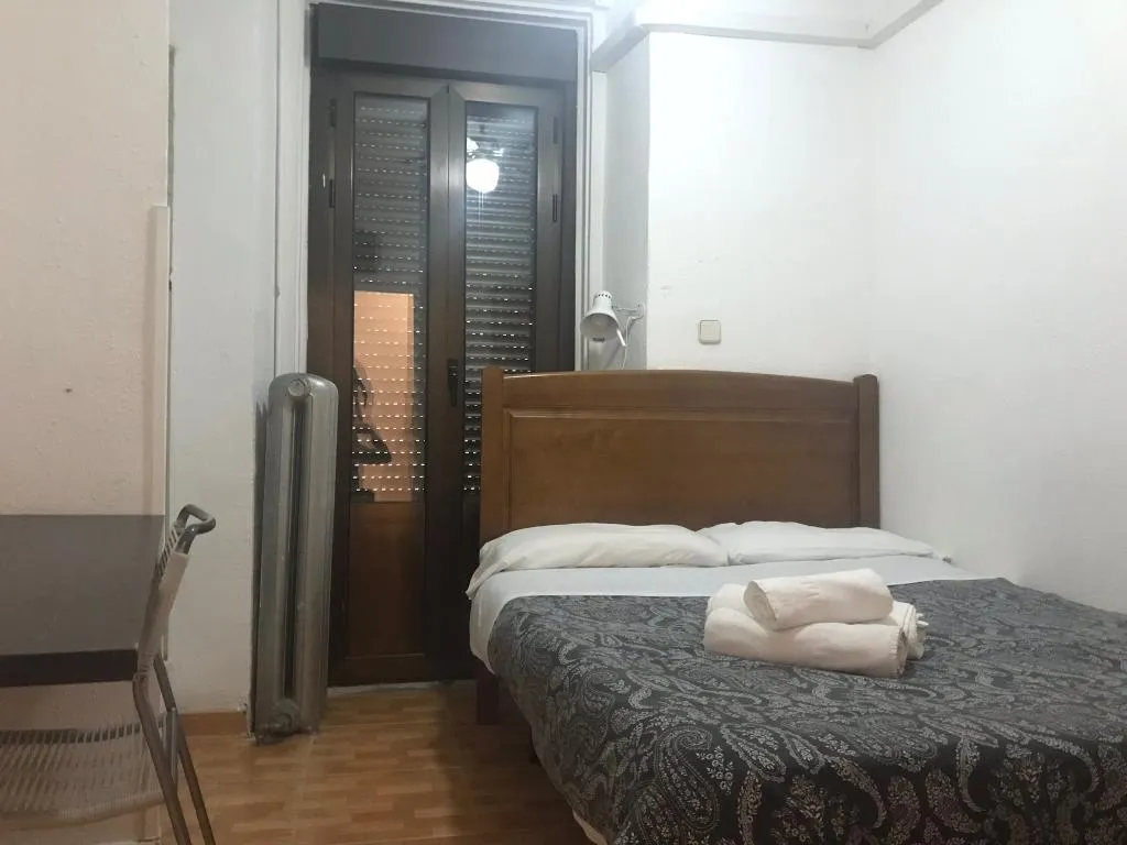 SINGLE STANDARD Room, Hostal MYD Los Perales, Madrid
