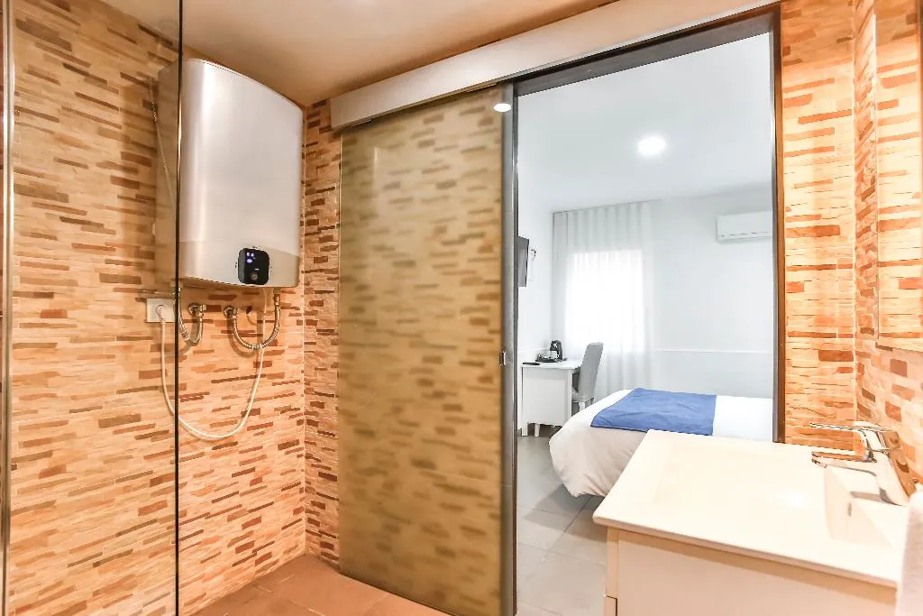 DOUBLE STANDARD Room, Laramond Barcelona Rooms, Barcelona