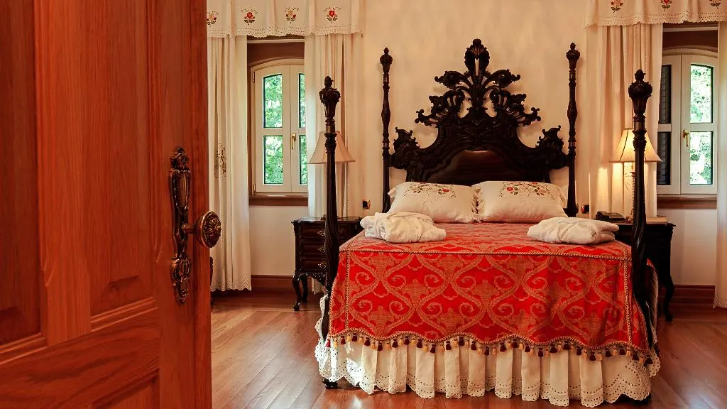 DOUBLE DELUXE GARDEN VIEW Room, Sintra Marmoris Palace, Lisbon