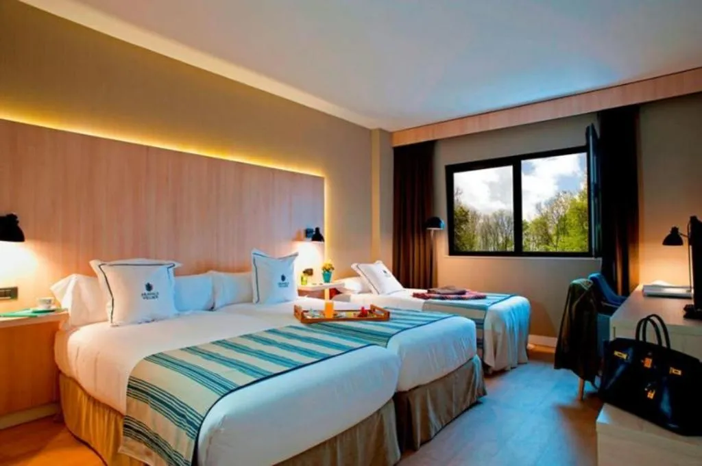 TRIPLE STANDARD Room, Hotel Aravaca Village, Madrid