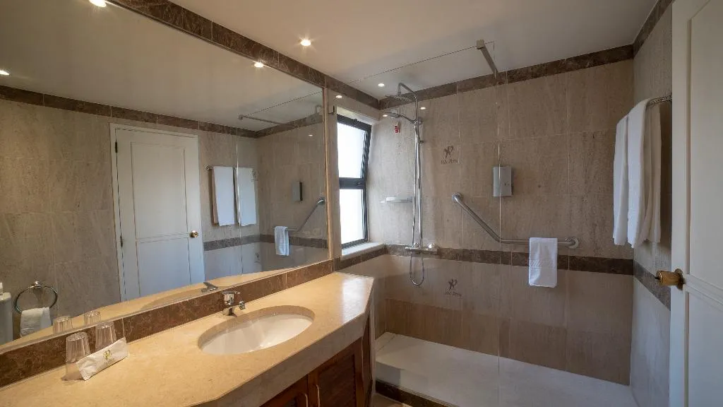 APARTMENT POOL VIEW TWO BEDROOMS Room, Vila Petra, Algarve