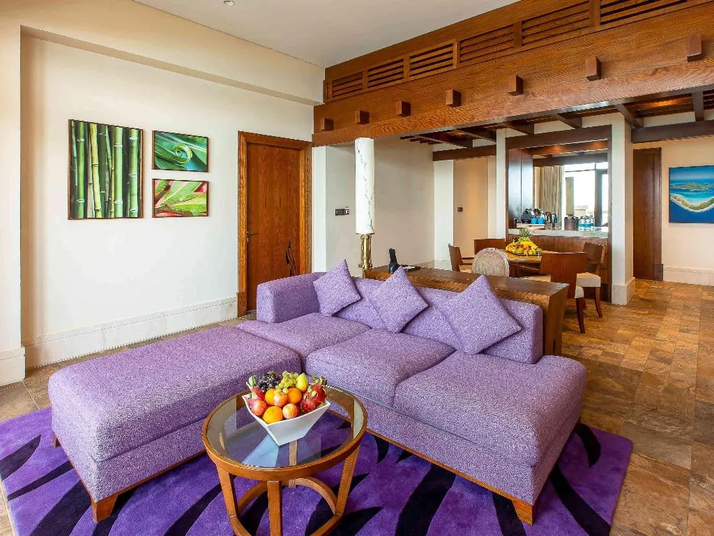 SUITE DELUXE SEA VIEW Room, Sofitel Dubai The Palm, Dubai