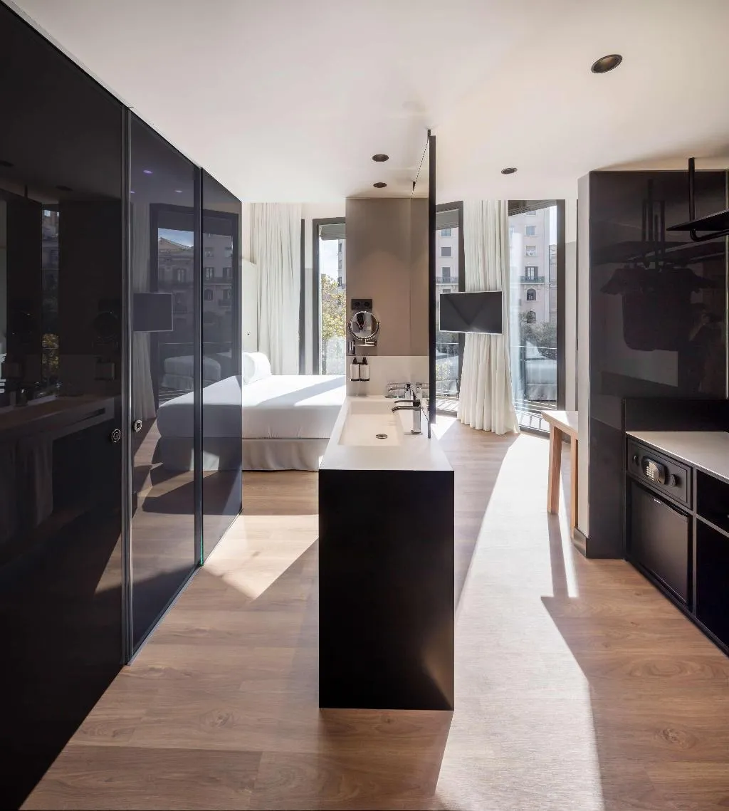 Double or Twin DELUXE WITH TERRACE Room, Occidental Diagonal 414, Barcelona