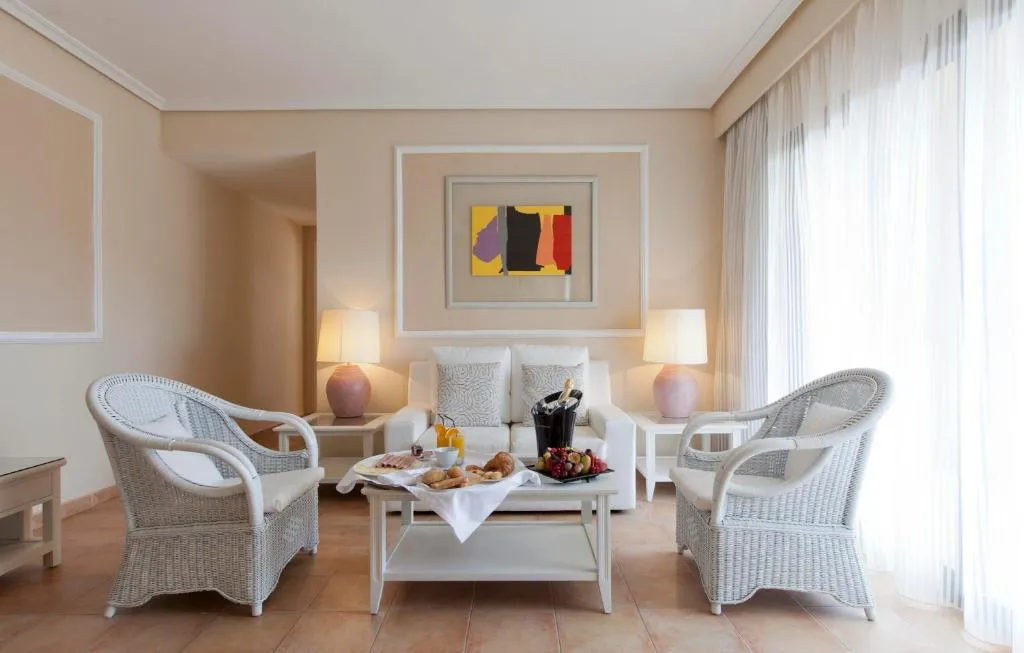 Room, Lago Garden Apart-suites & Spa Hotel, Majorca