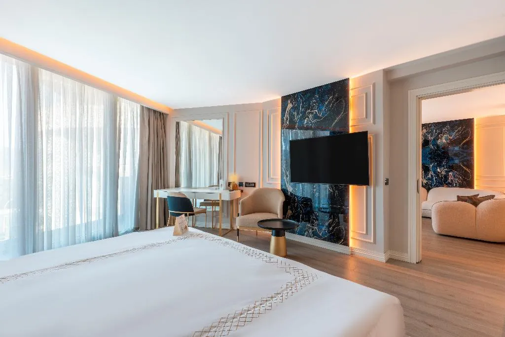 JUNIOR SUITE STANDARD Room, Qlusive Hotel, Izmir