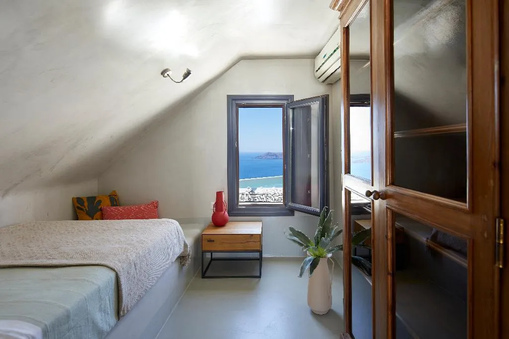 VILLA GRAND Room, Santorini Princess Spa Hotel, Santorini