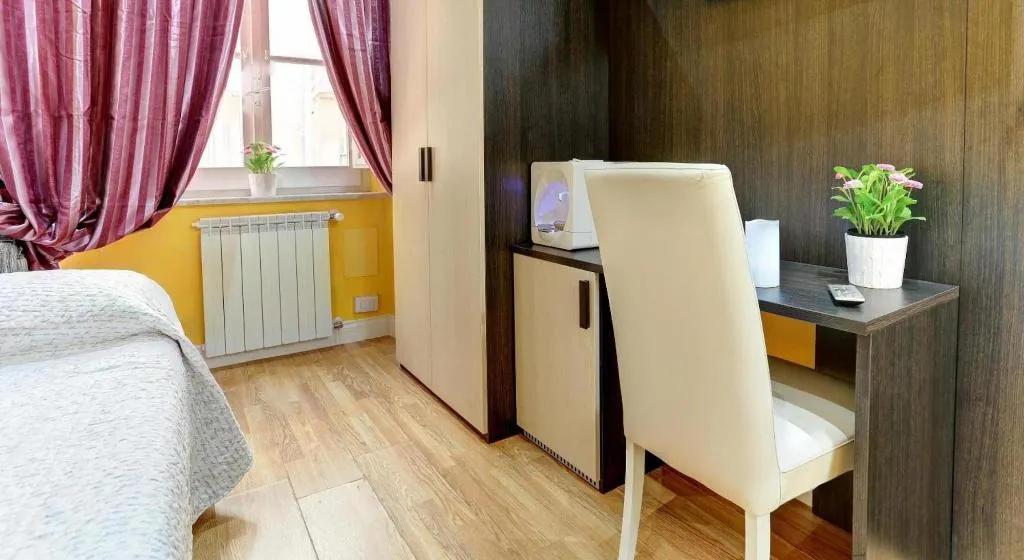 Room, Termini Suites, Naples