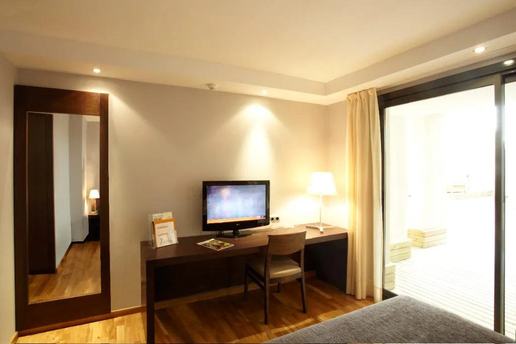 DOUBLE DELUXE Room, Hotel Concordia Barcelona, Barcelona