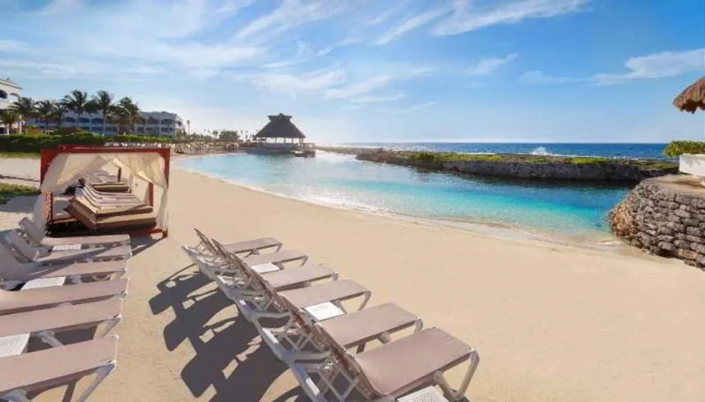 Beach, Hard Rock Hotel Riviera Maya Heaven Section AI, Cancun Area