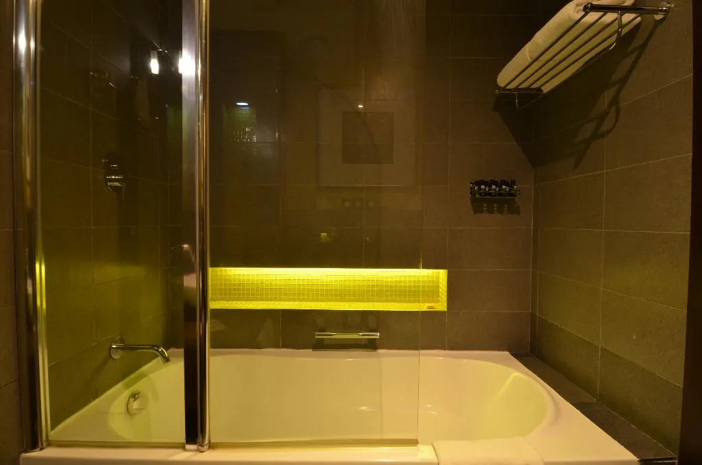 SINGLE CLASSIC Room, Hues Boutique, Dubai