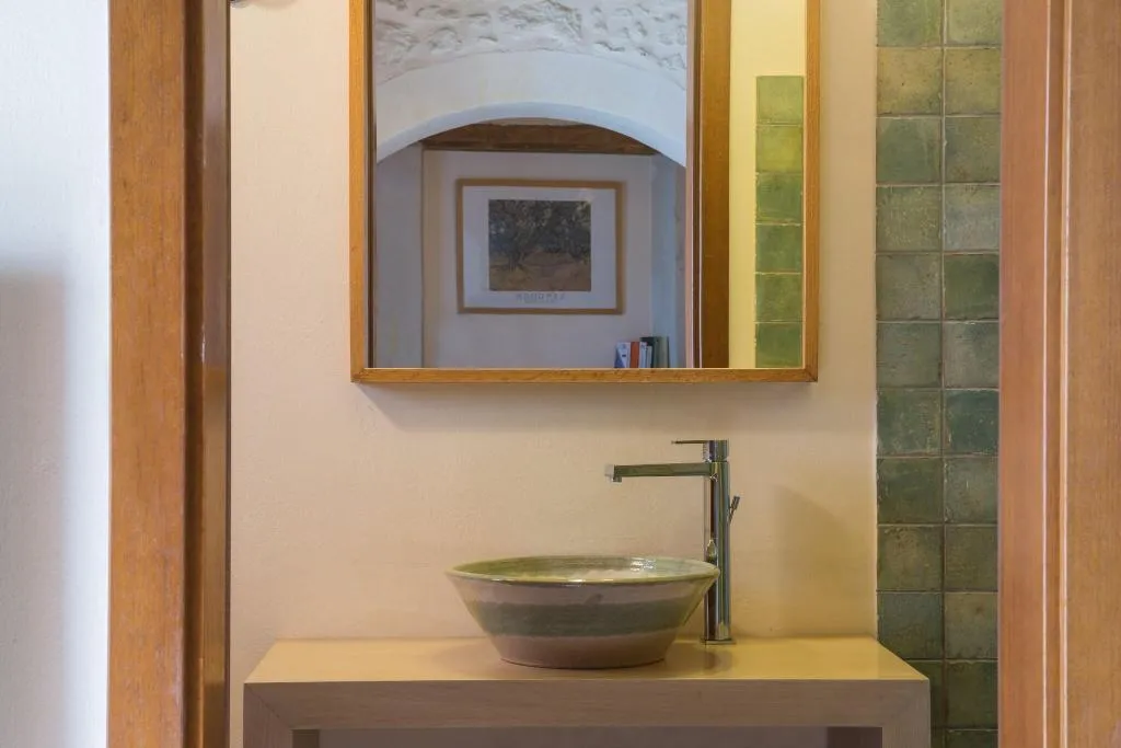 Room, Kapsaliana Village Hotel, Crete
