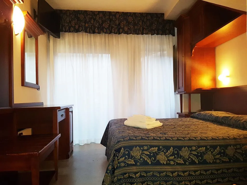 Double or Twin ECONOMY Room, La Giara Hotel, Palermo
