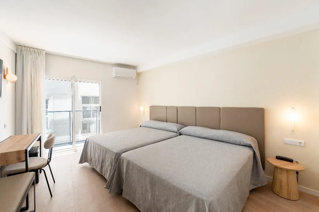 Room SUPERIOR WITH TERRACE Room, RH Sol, Costa Blanca