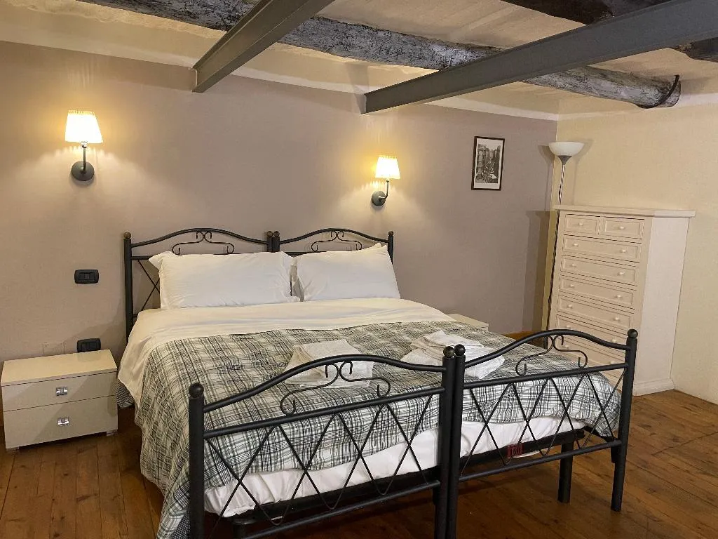 APARTMENT ECONOMY Room, Case Così Apartments Napoli, Naples