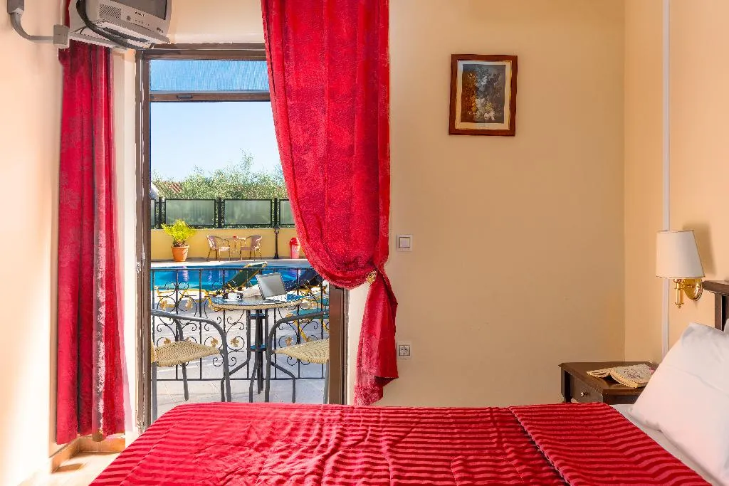 FAMILY ROOM POOL VIEW Room, Corfu Secret, Corfu